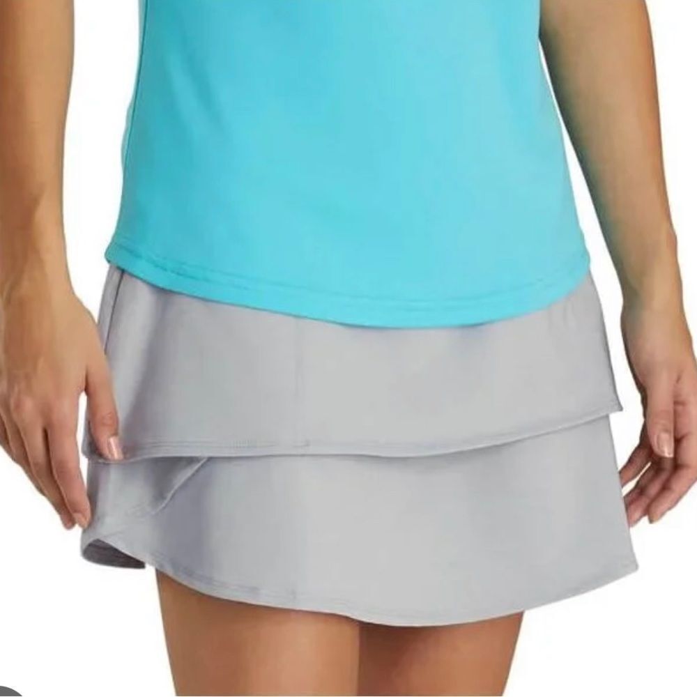 Footjoy women’s performance skort size medium.